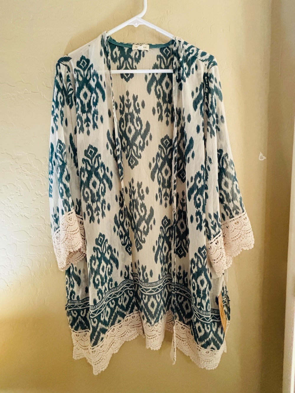 Boho Crochet Trim Kimono Cardigan - Teal & Creamee Women’s XXL or 2X Brand New